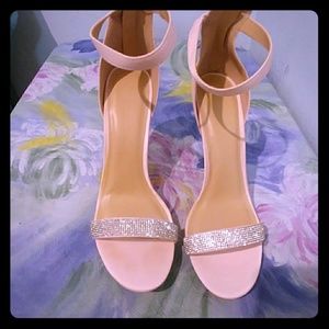BEAUTIFUL BLUSH PINK SATIN HEELS WOMEN'S SIZE 11